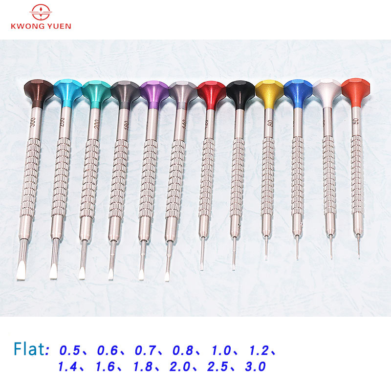KWONG Set di 12 Cacciaviti di  - Luxury Watch Repair recensione e prezzo