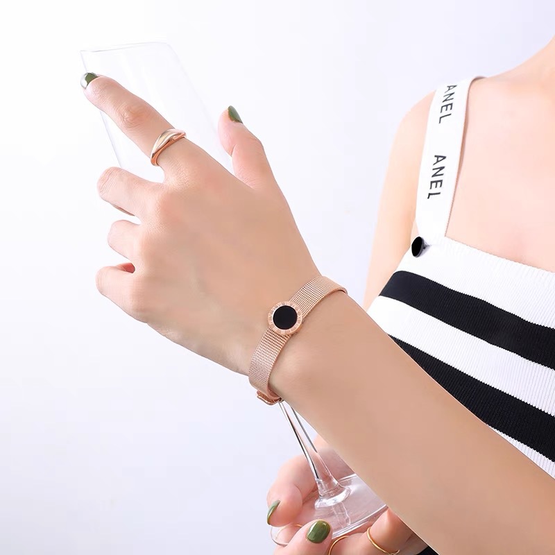 Braccialetti con numeri romani - Luxury Watch Korea recensione e prezzo